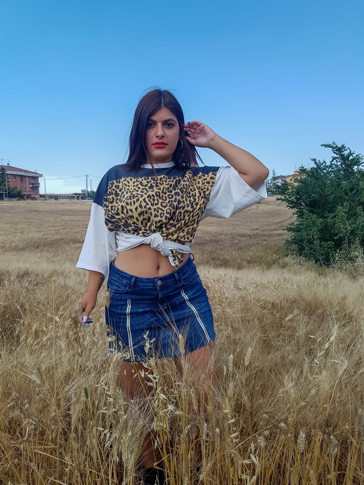 0289E2B2-D87E-4490-966E-3F68DB5B7B22