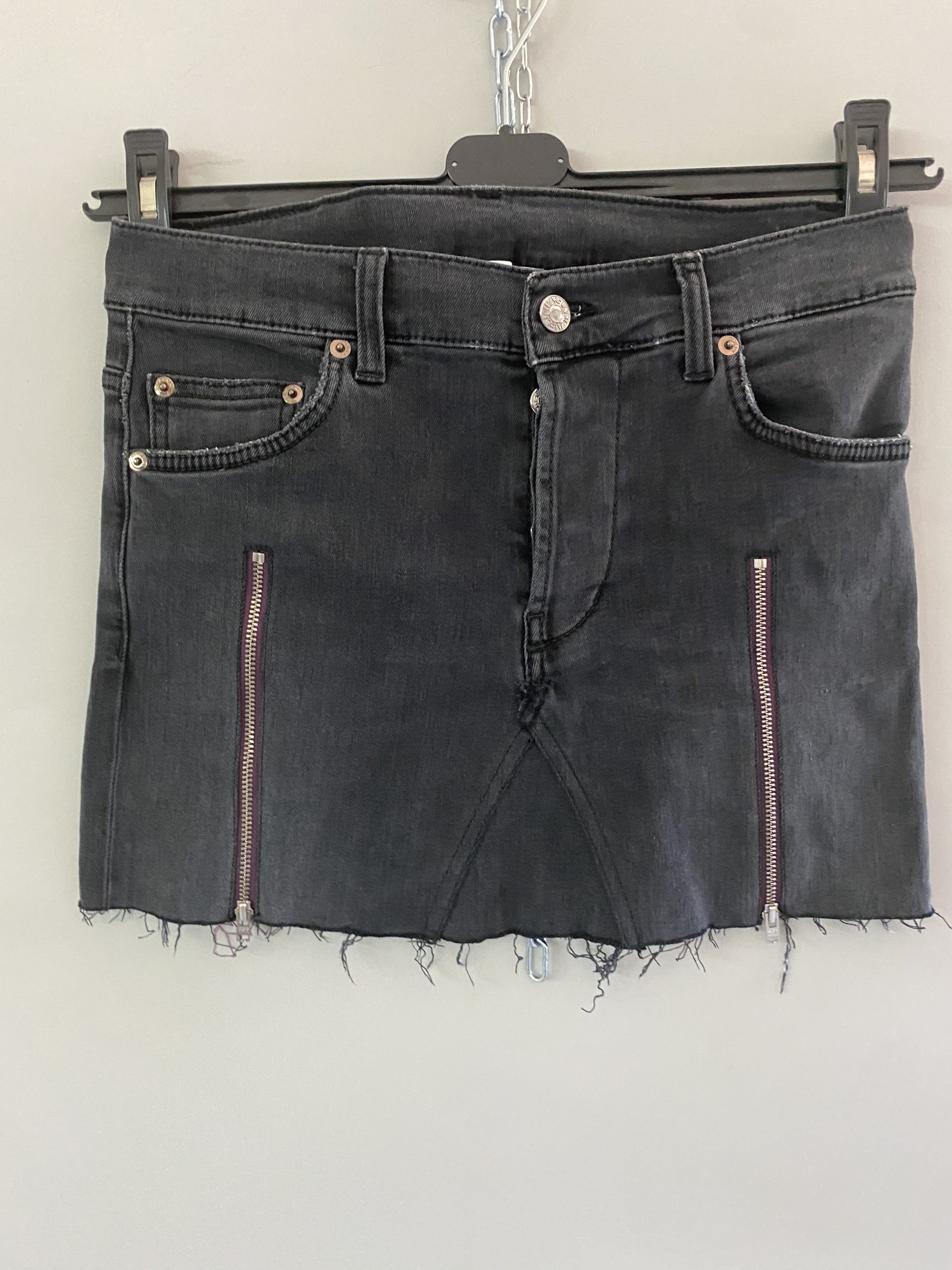 3187FB27-9978-4065-8120-DFAF2A5AEBC1