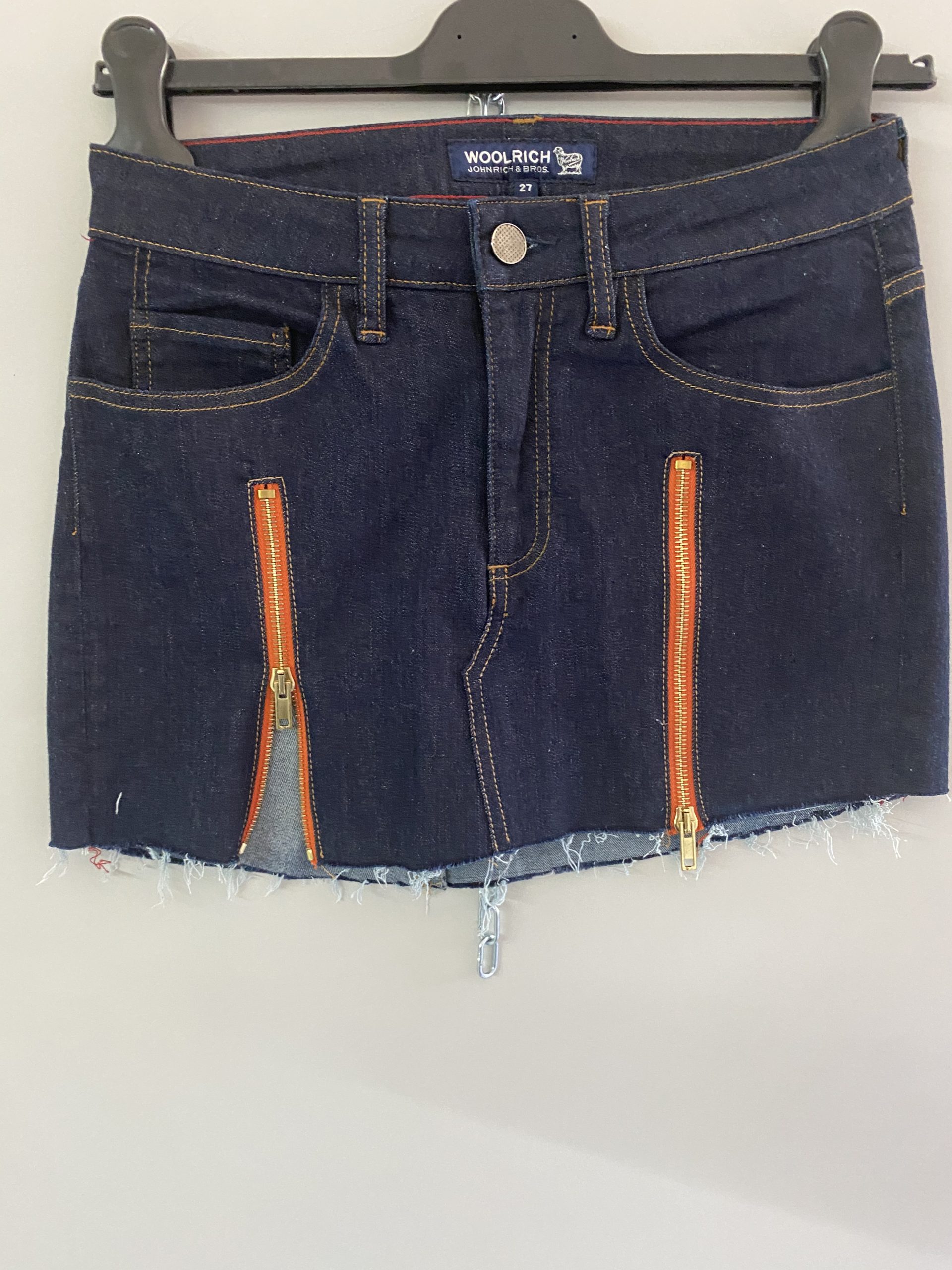 4FC1FE52-2E1D-4C4E-9047-7B1594E5095E