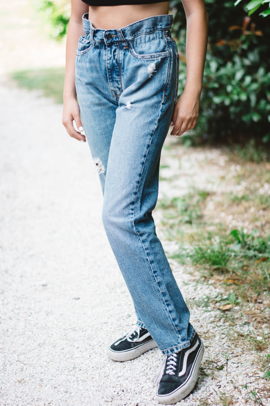 1B7DAB94-750C-4E00-BF97-3EA4E44A454C