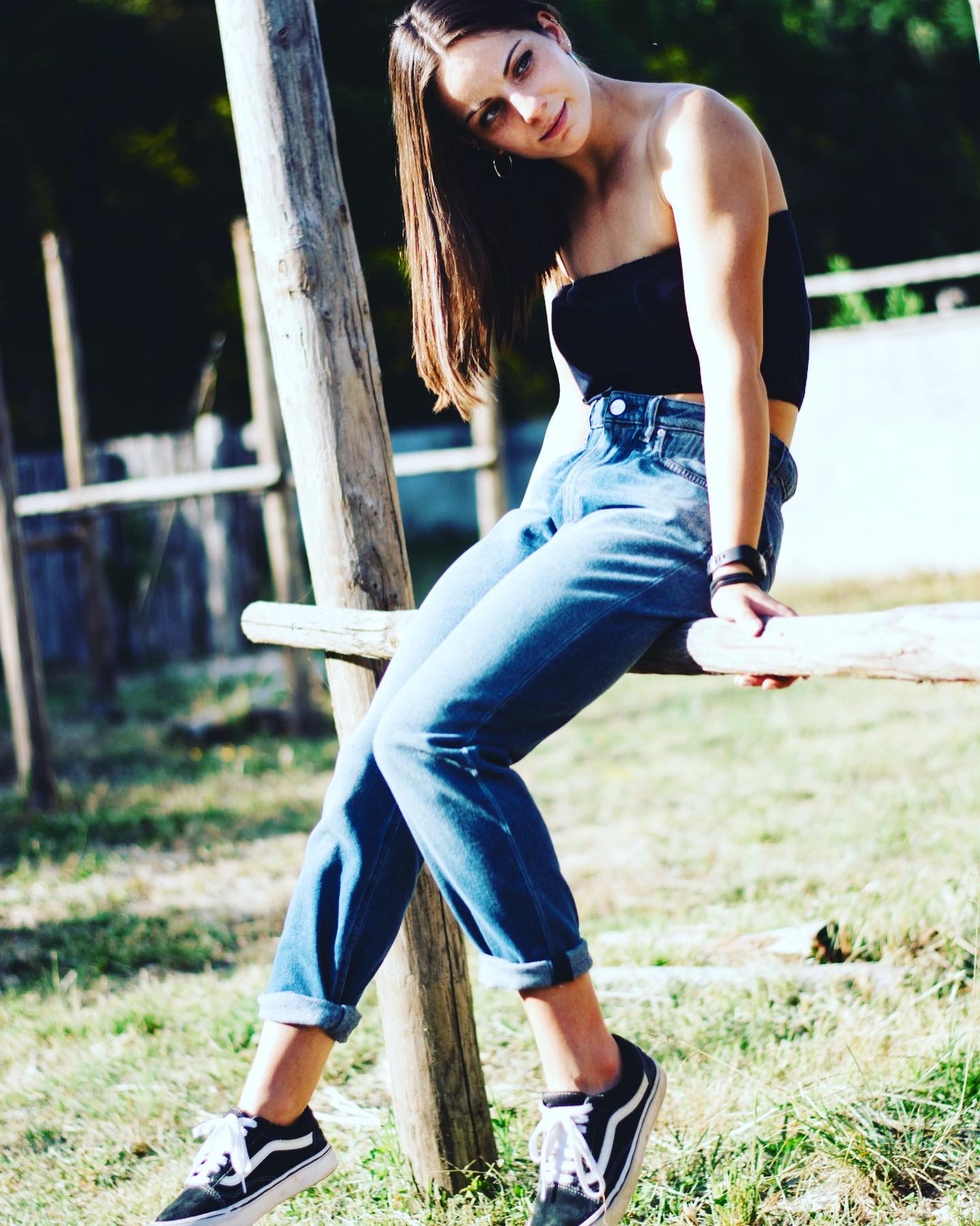 8937186A-803A-49DF-9AB8-372CA384F8D6