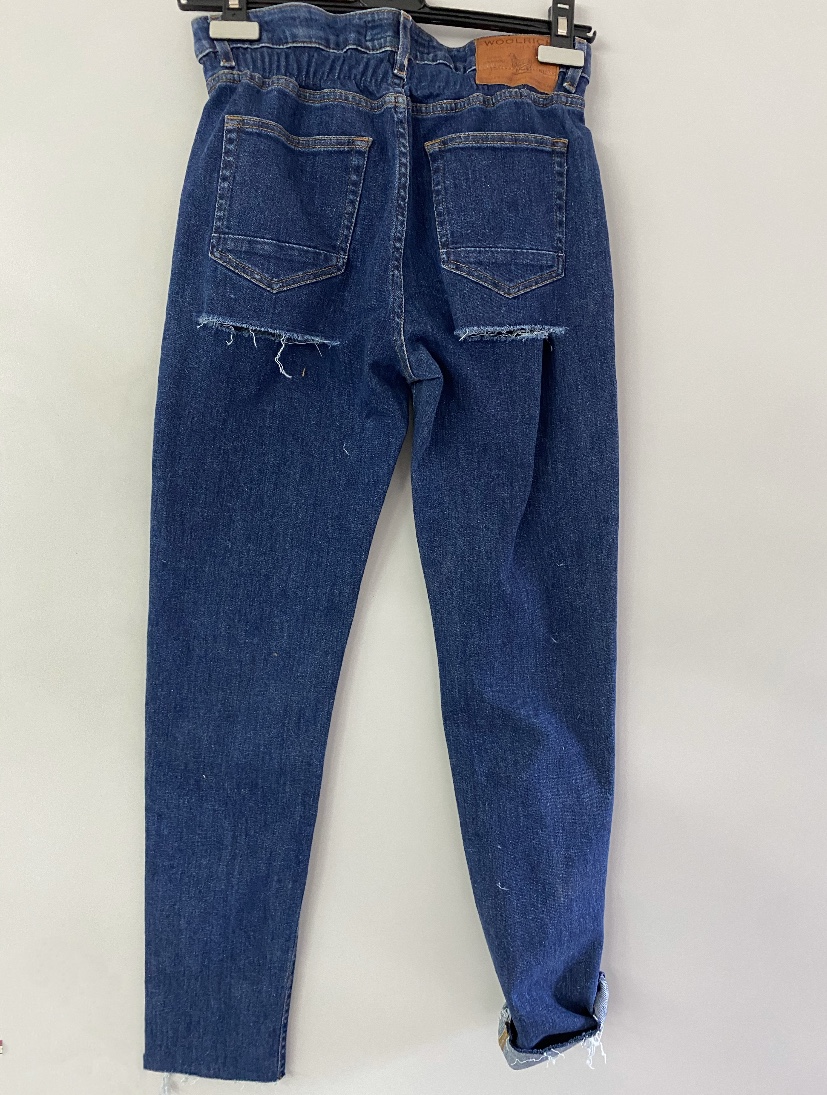 C8C48D08-51CD-4B44-8550-10E3335D2D4A